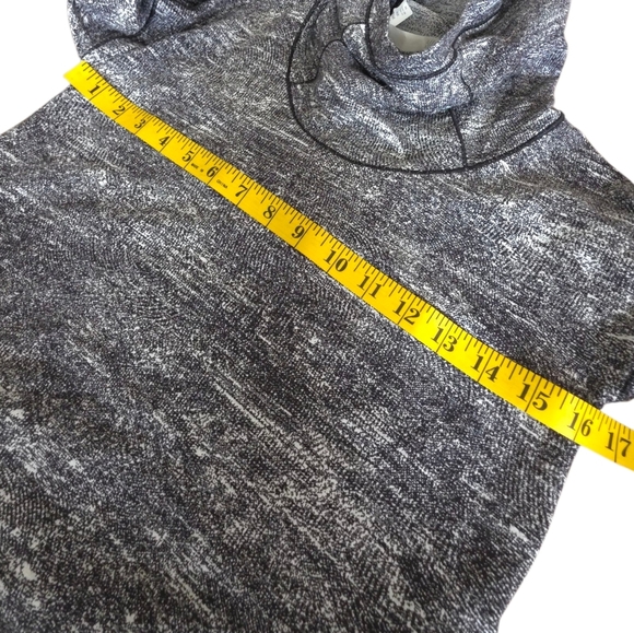 Lululemon Forever Endeavour Long Sleeve Rush Jacquard Black White Size 2 - Picture 7 of 16